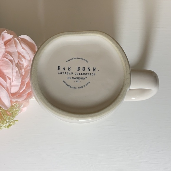 NWT Rae Dunn BUSY BEE Mug - Picture 4 of 4